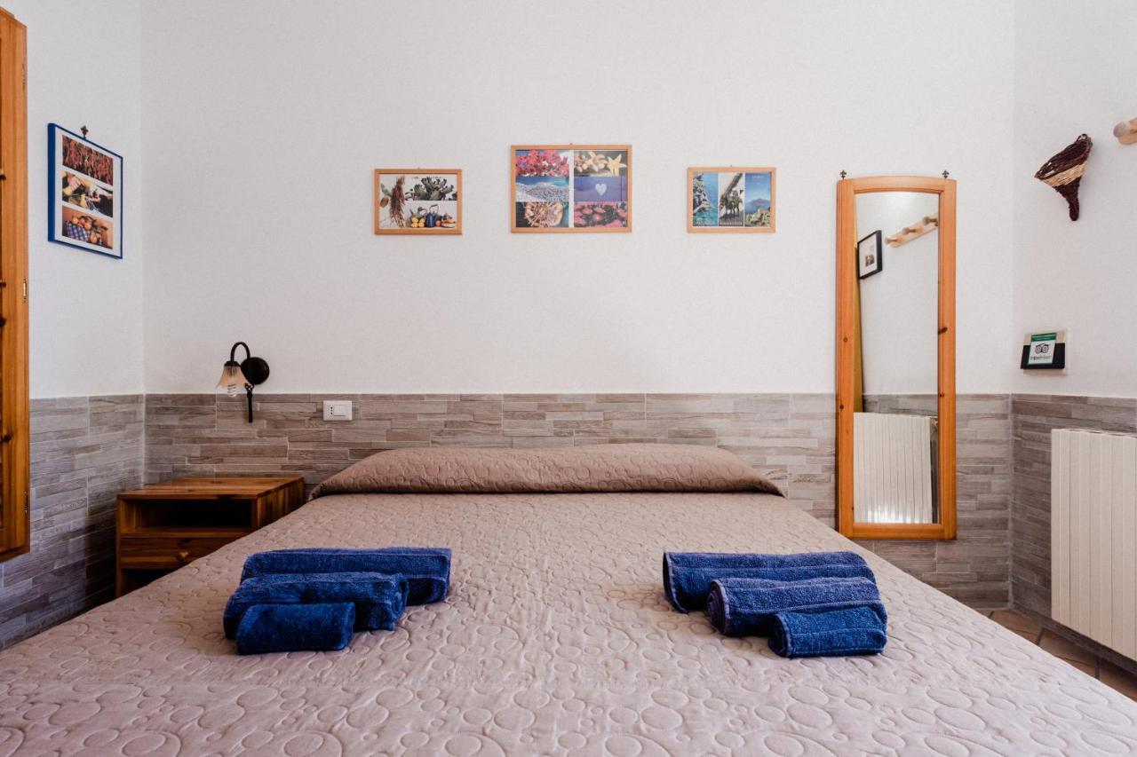 Lauricella Bed And Breakfast 리파리 외부 사진
