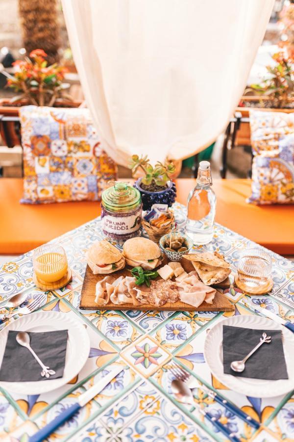 Lauricella Bed And Breakfast 리파리 외부 사진