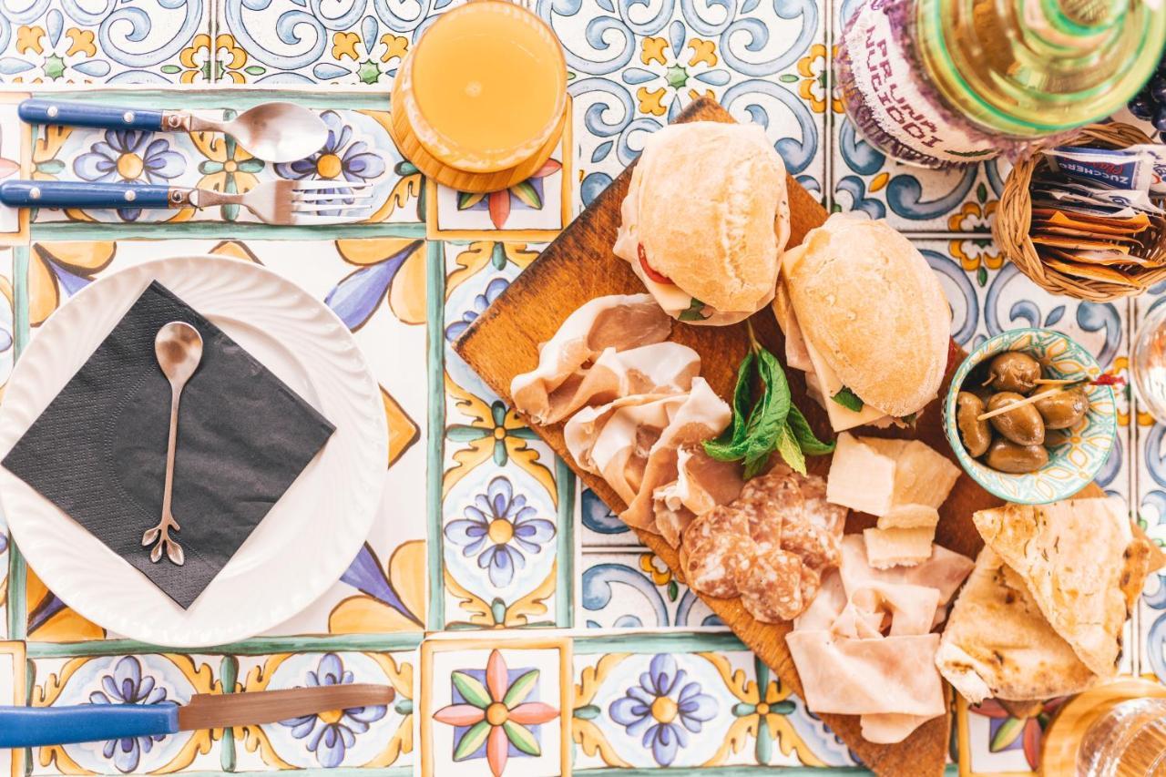 Lauricella Bed And Breakfast 리파리 외부 사진